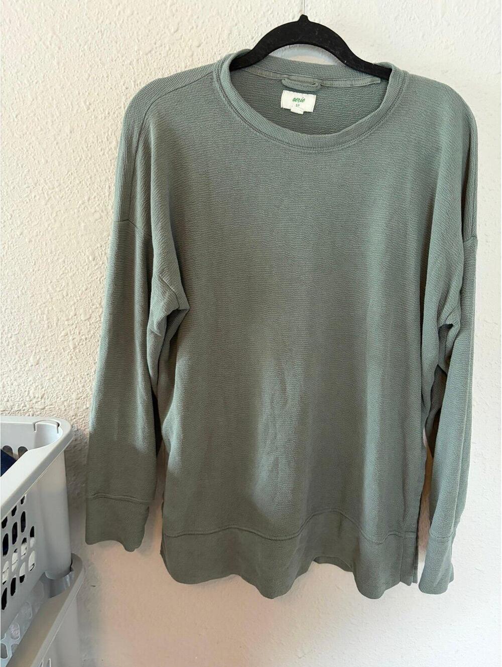 Aerie green crewneck size S. Textured